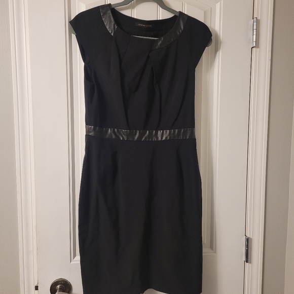 Beautiful black Dress 👗 - Picture 1 of 2